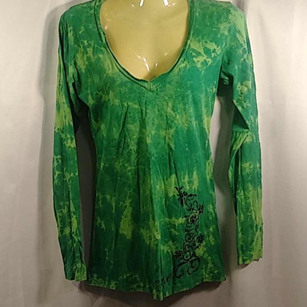 Pick 3👕 $15 Cruel v neck tie-dyed t-shirt